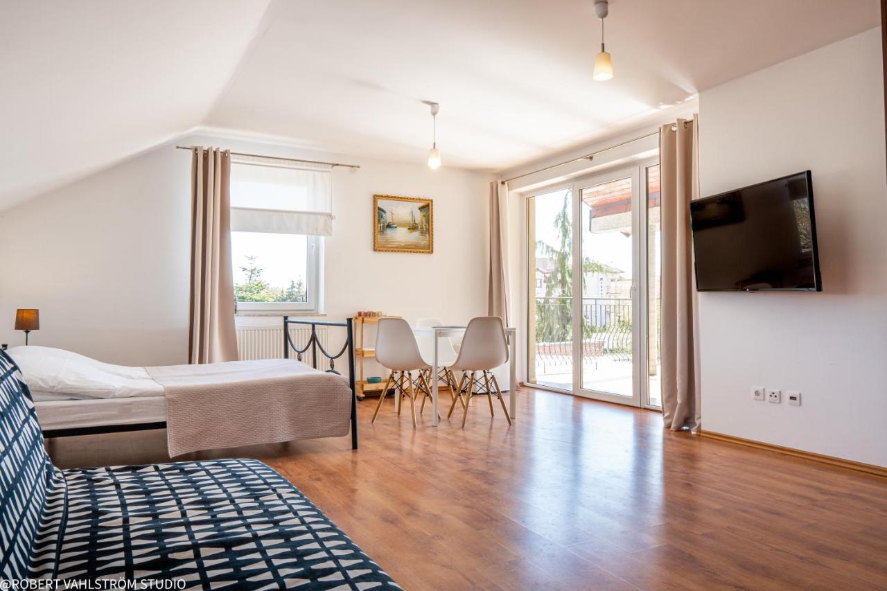 Osrodek Wypoczynkowy Swallow Apartment กชึชโบโว ภายนอก รูปภาพ