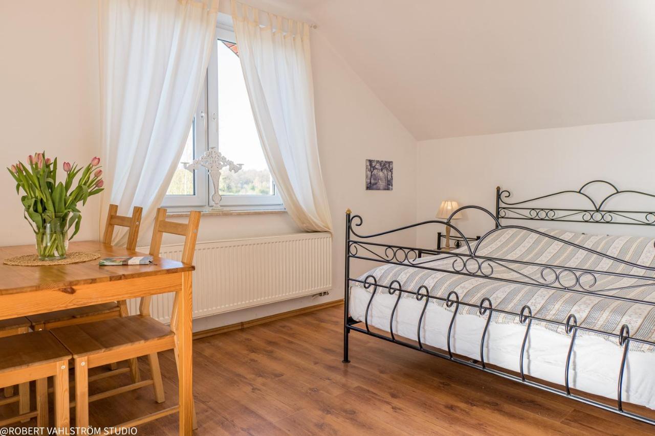 Osrodek Wypoczynkowy Swallow Apartment กชึชโบโว ภายนอก รูปภาพ